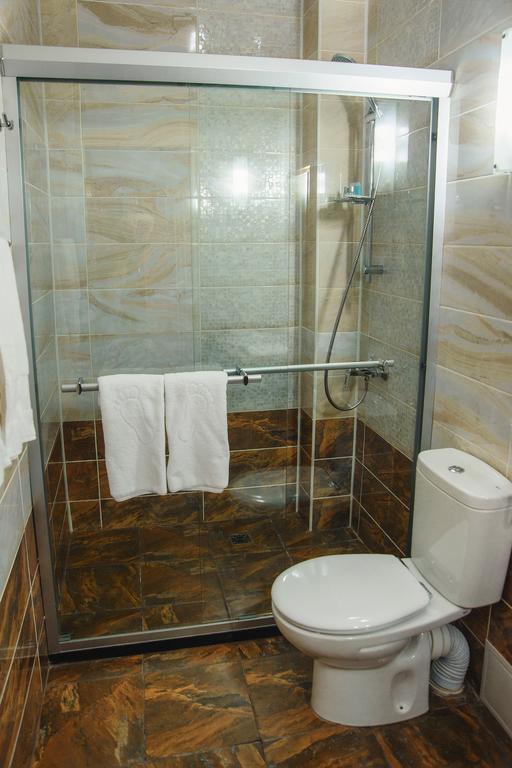 Promenade Park Hotel Shymkent Ruang foto