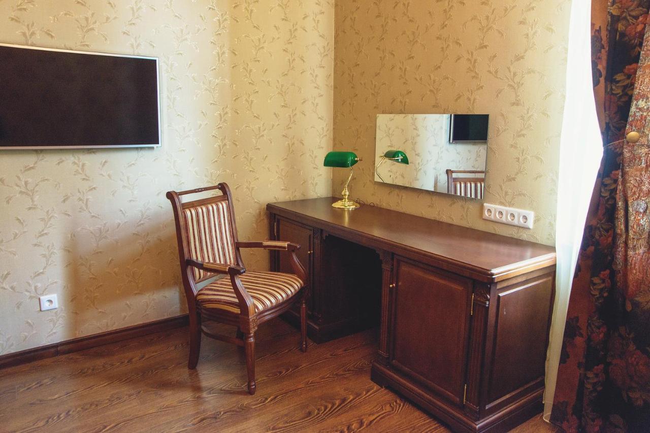 Promenade Park Hotel Shymkent Bagian luar foto